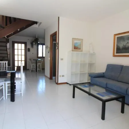 Seaside Flat In The Heart Of Lignano Апартаменты Линьяно-Саббьядоро