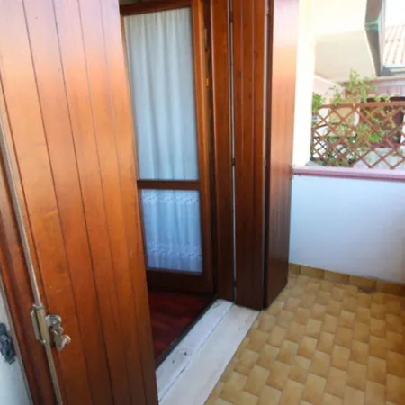 Seaside Flat In The Heart Of Lignano Апартаменты *