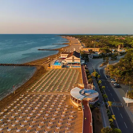 Апартаменты Seaside Flat In The Heart Of Lignano