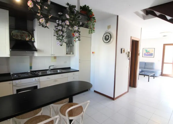 Seaside Flat In The Heart Of Lignano