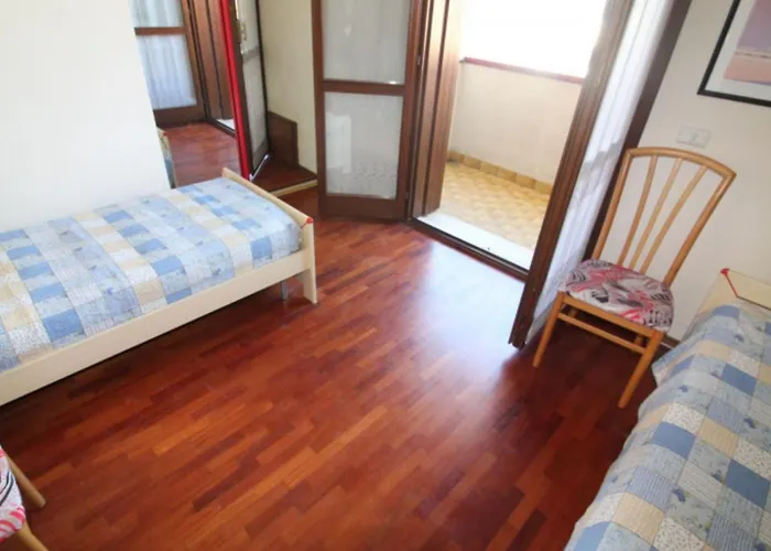 Seaside Flat In The Heart Of Lignano Lignano Sabbiadoro